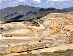 Peruvian authorities search for solutions to blockade affecting shipments from Las Bambas copper mine