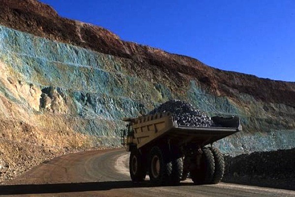 Mining production contracts while sales soar – Stats SA