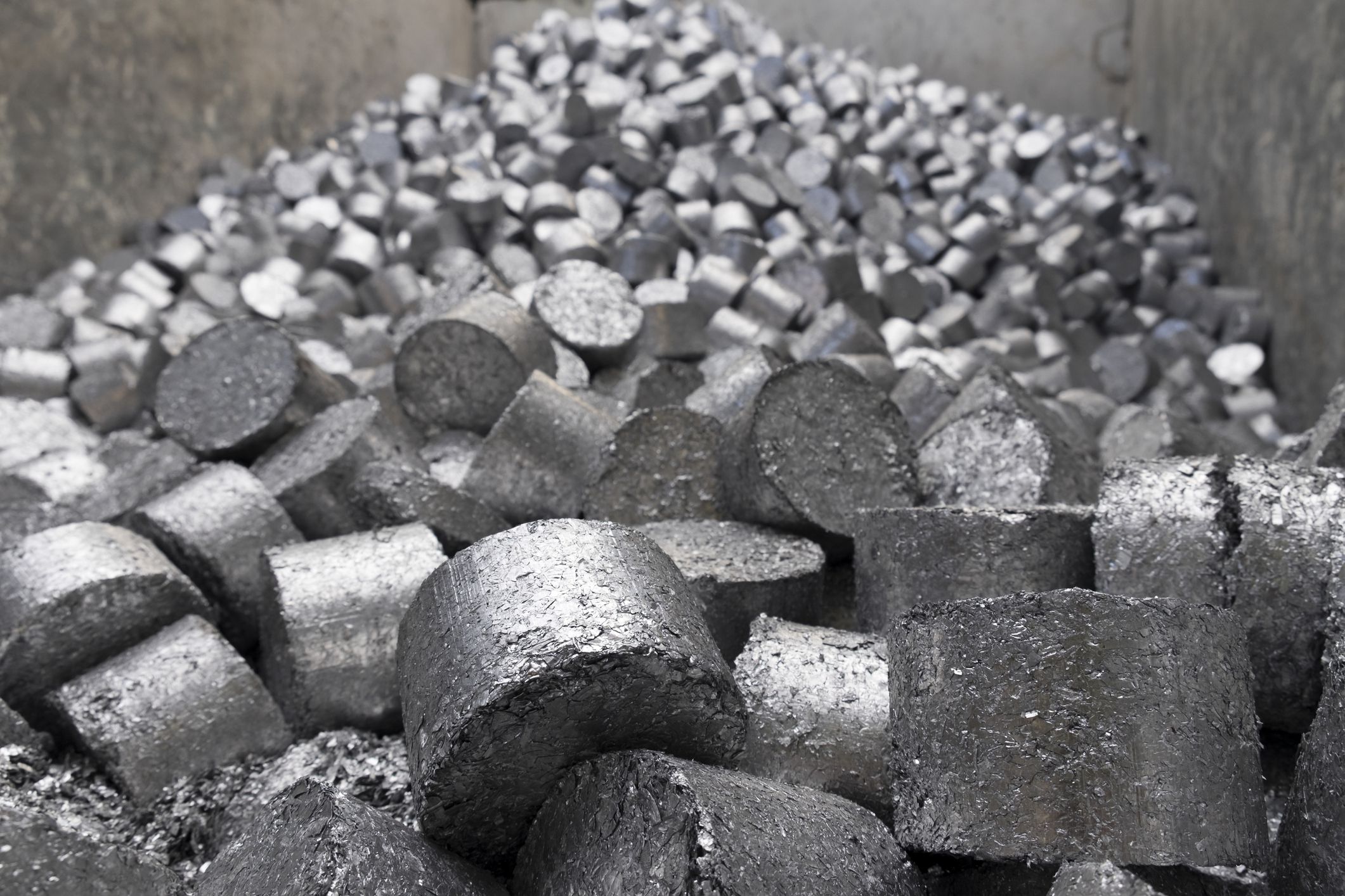 Malaysian construction industry demand for aluminum continues to improve