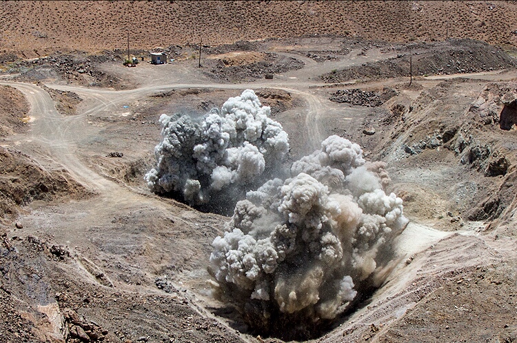 Explosion in Khomein Gold mine (Iran) was victimized