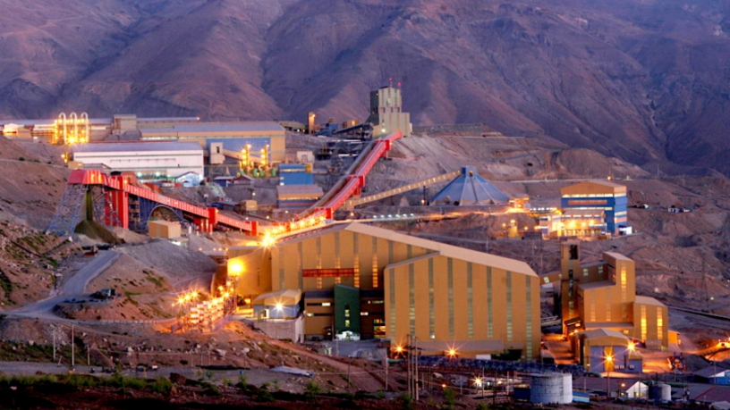 World’s No. 1 copper miner gets $300m from Canada