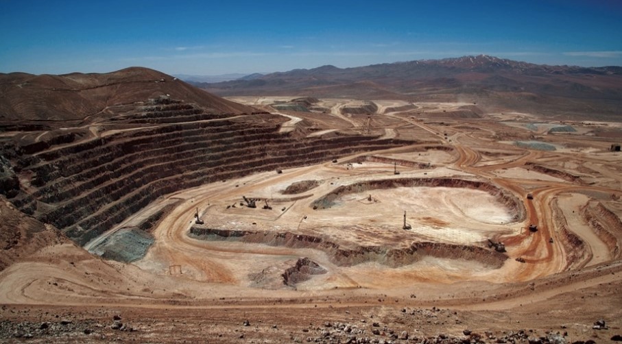 Chile mining activity, copper production fall amid protests