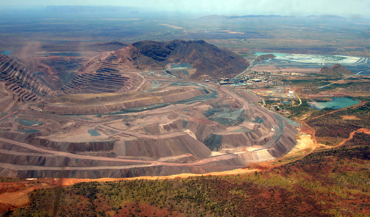world's biggest diamond mine