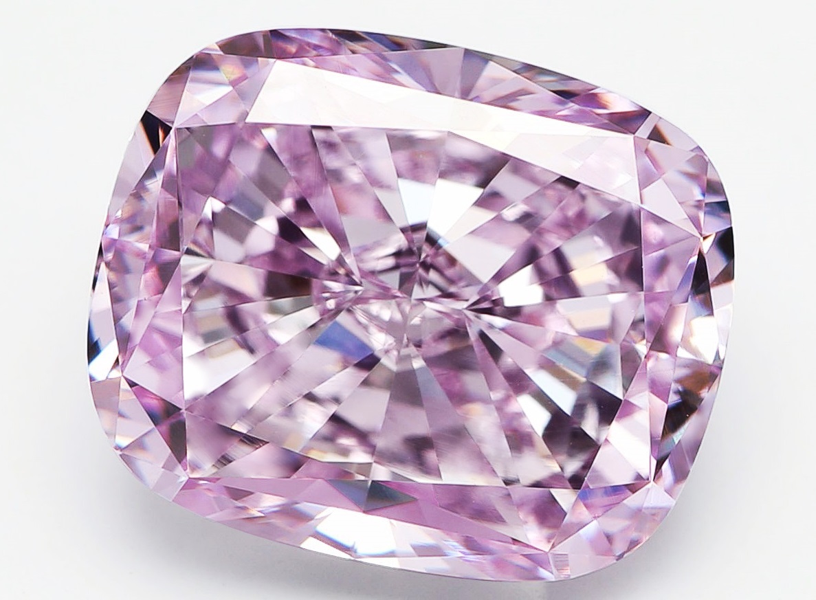 ALROSA sells 6-carat pink diamond