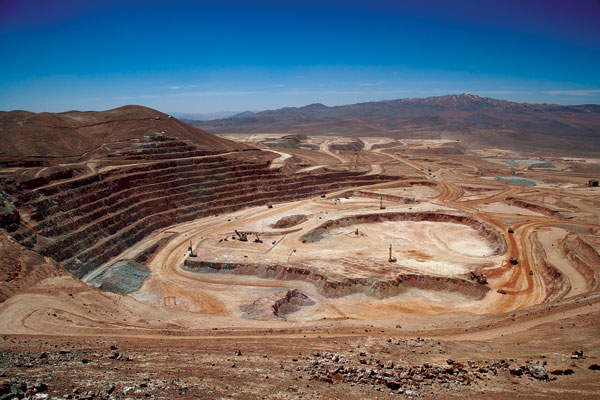 BHP to exclude contractors at Chile copper mines for 15 days