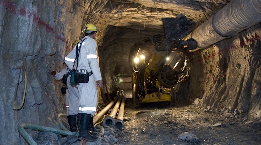 AngloGold to suspend South Africa operations