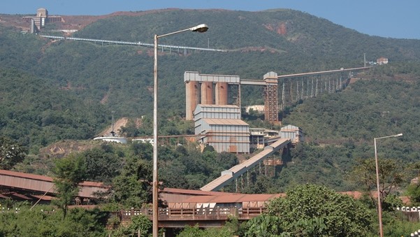 India’s NMDC halts key iron ore mine