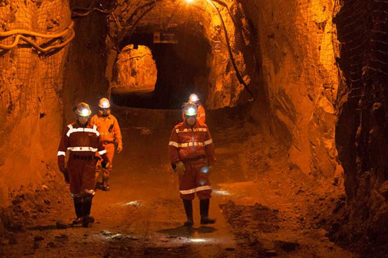 AngloGold expects increase in half-year earnings