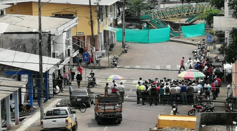 Anti-mining activists attack Curimining worker in Ecuador