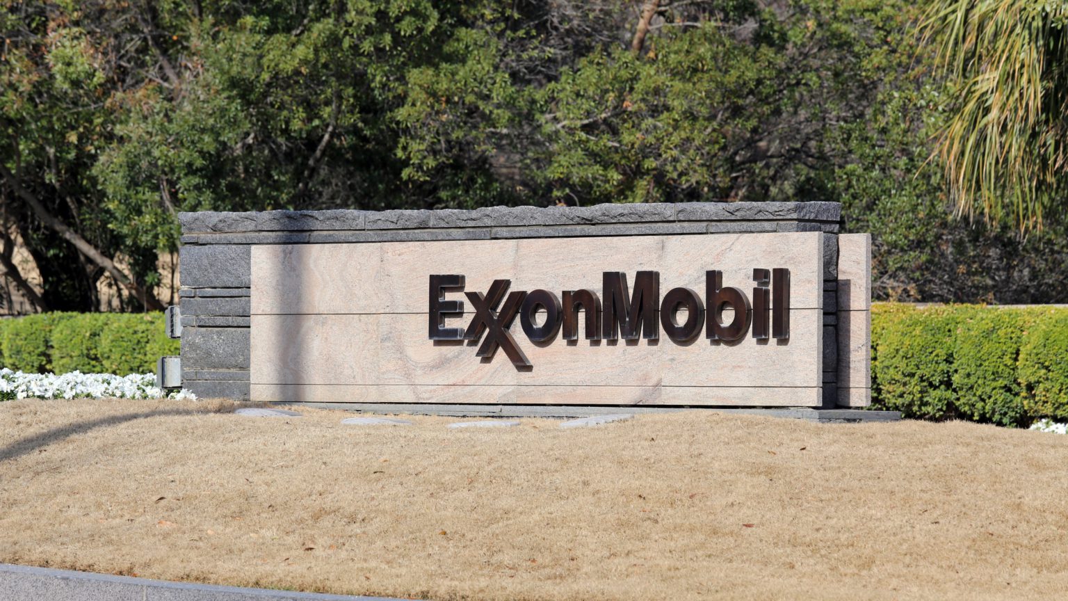 Exxon to start lithium production for EVs in the US by 2027