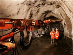 Chilean copper miners considering production cuts