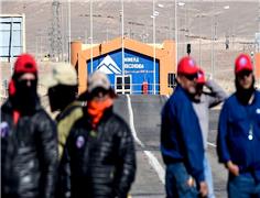 World’s top copper mine risks slowdown from strike in Chile