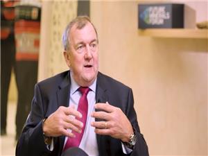 Barrick CEO says not interested in bidding for Anglo American