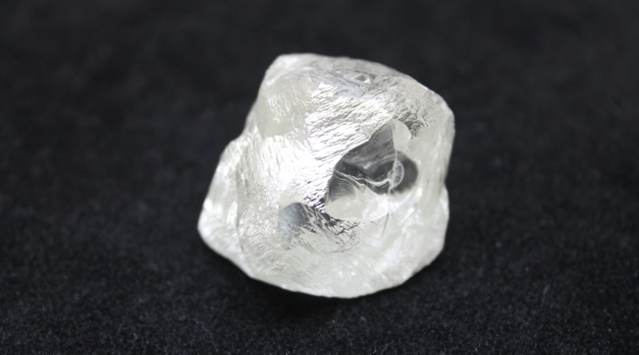 Alrosa unearths 191-carat diamond at Botuobinskaya pipe