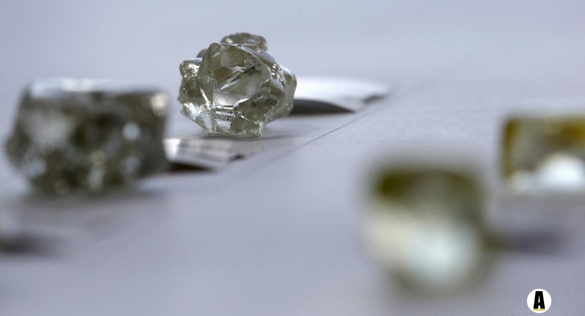 De Beers cancels third rough diamond sales cycle