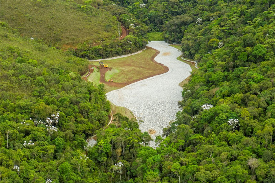 Brazil mining regulator orders closure of 25 Vale dams