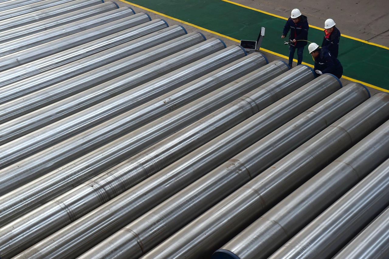 China snaps up steel as pandemic creates two-speed global market