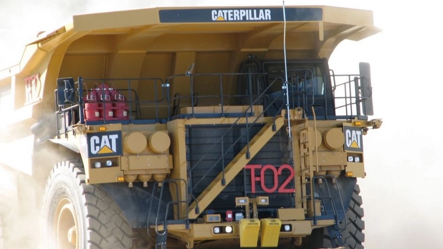 Teck chooses Caterpillar to decarbonize haulage fleet