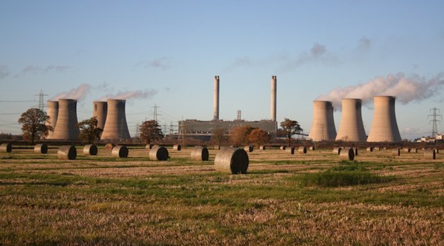 Operating coal-fired power plants more expensive than switching to renewables