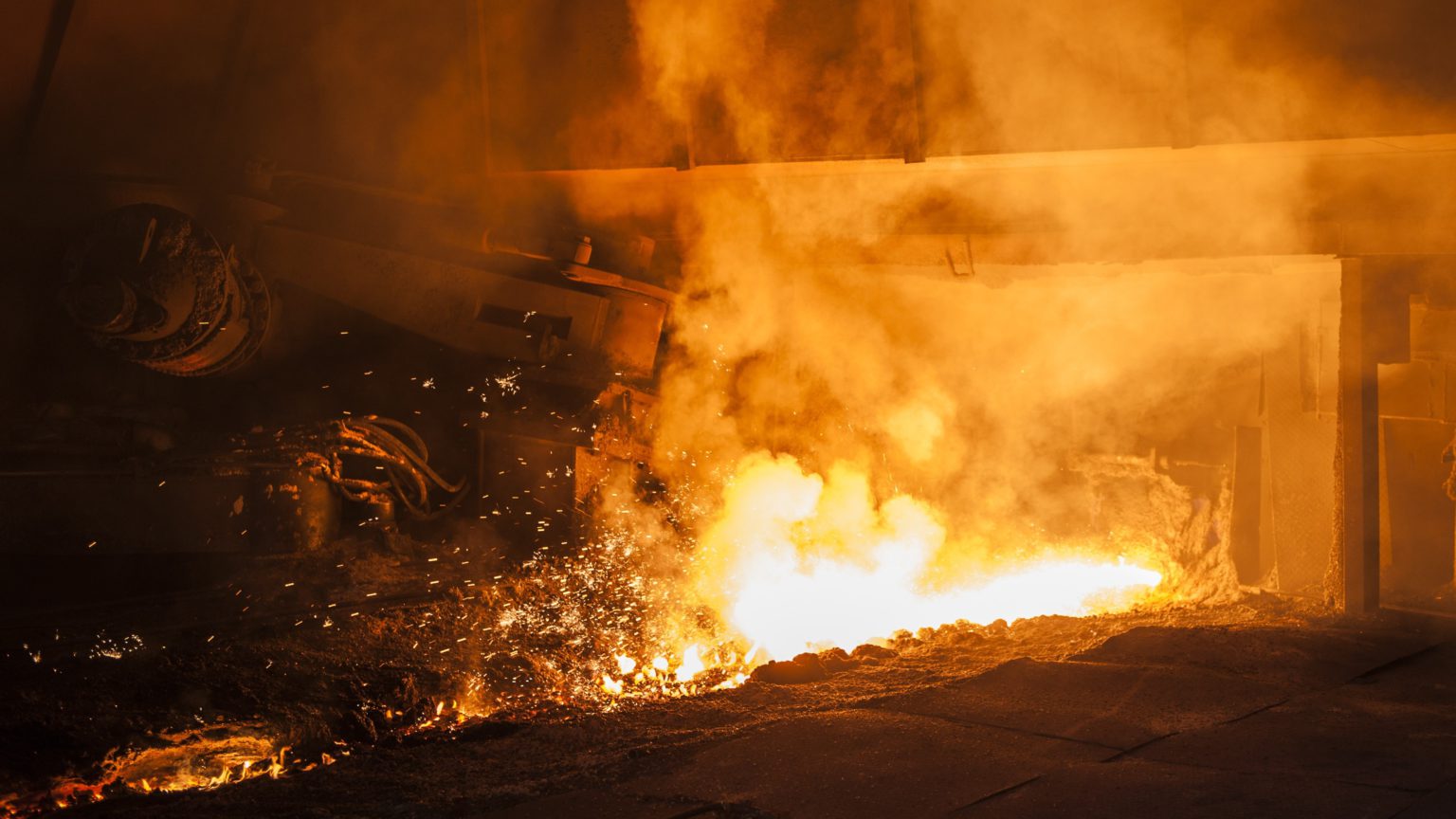 China stimulus, supply worries fire up iron ore