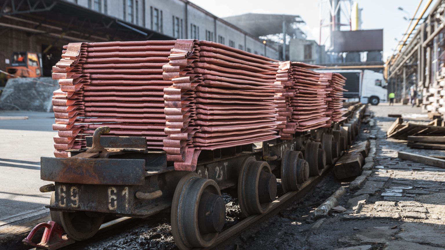 China June copper imports jump 15% on prior month