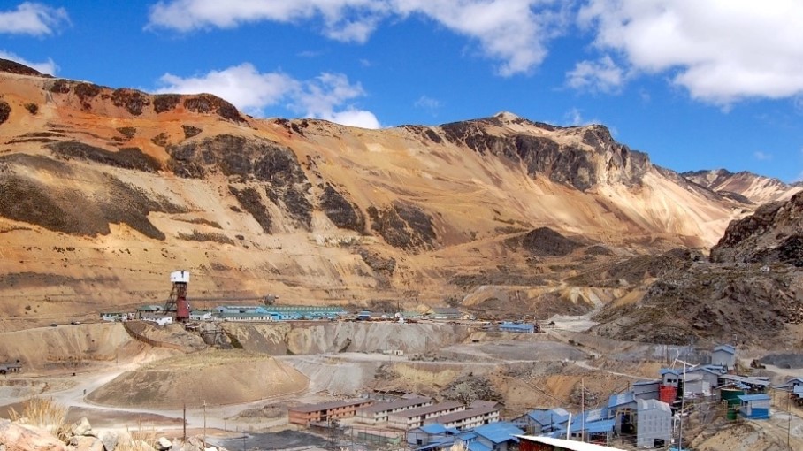 Peru targets local lithium battery production