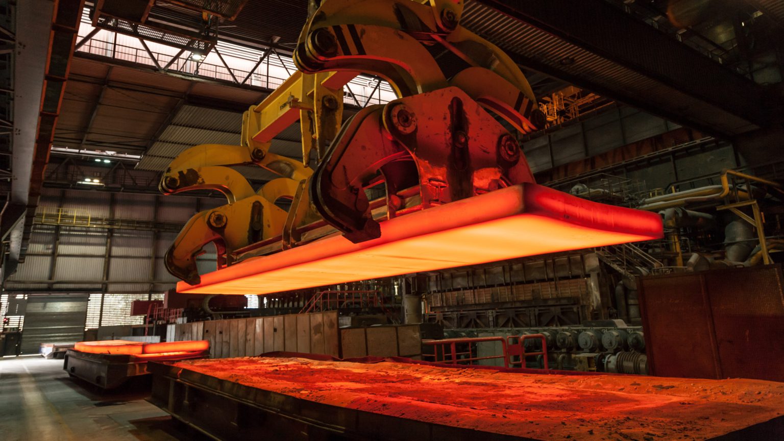 Iron ore price slump widens as China demand concerns mount