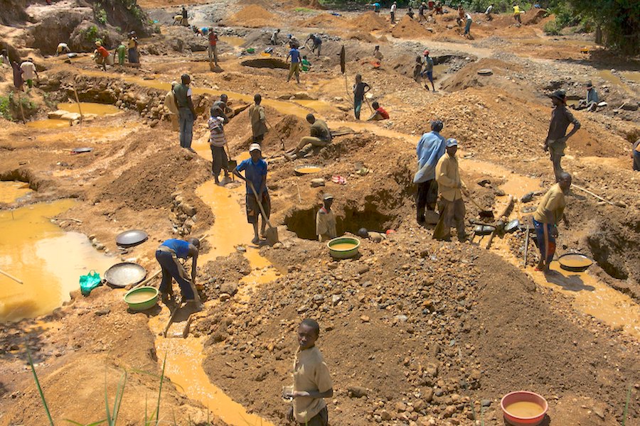Congo plans new copper-cobalt smelter to serve informal miners
