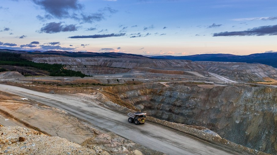 Teck aiming for coal, metals business separation announcement by end of 2023